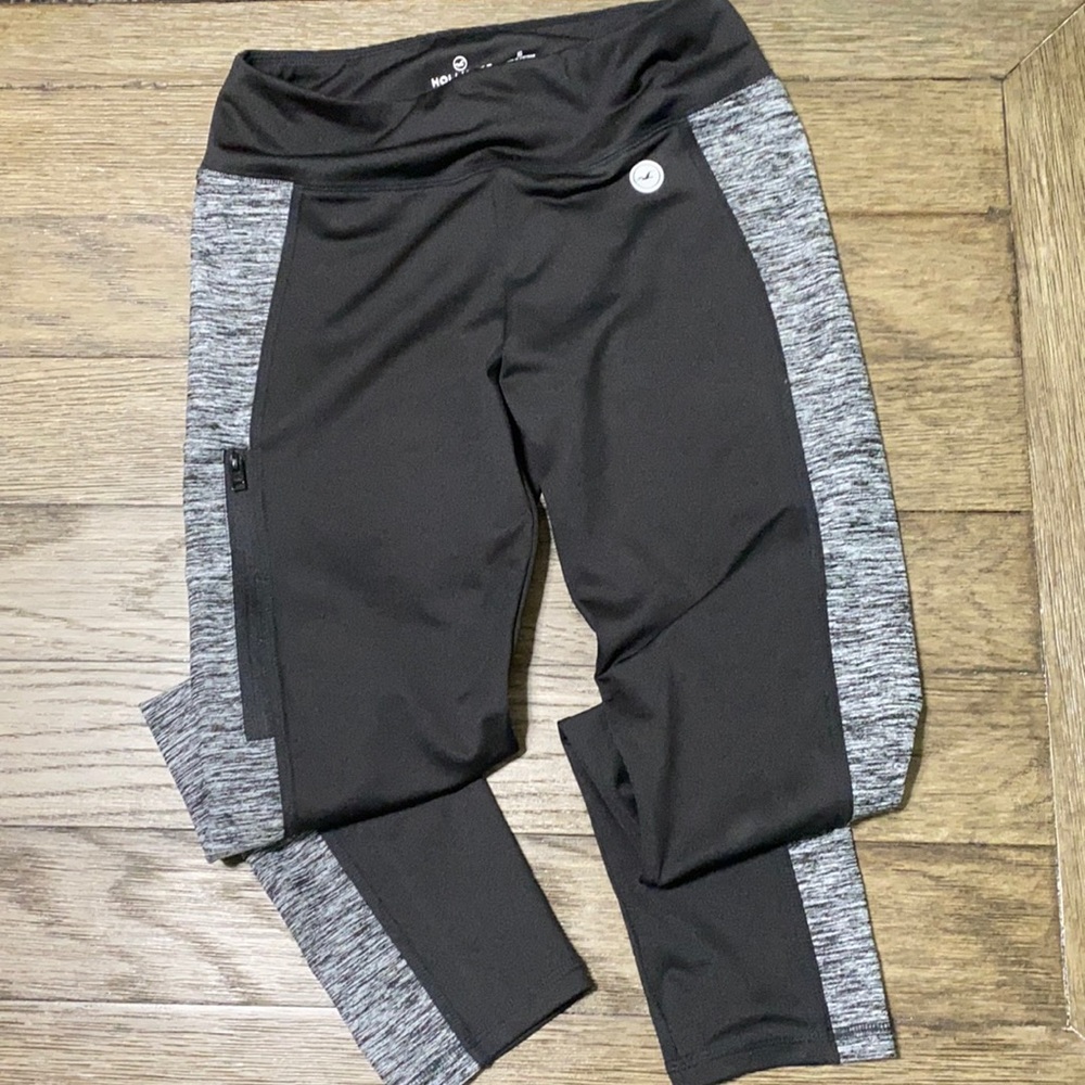 Hollister 7/8 inch length workout leggings